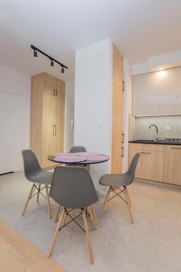 Urban Jungle Apartament Alice Μπιάλιστοκ Εξωτερικό φωτογραφία